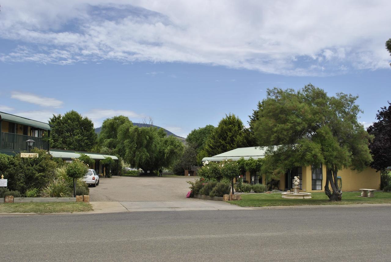 Omeo Motel Esterno foto
