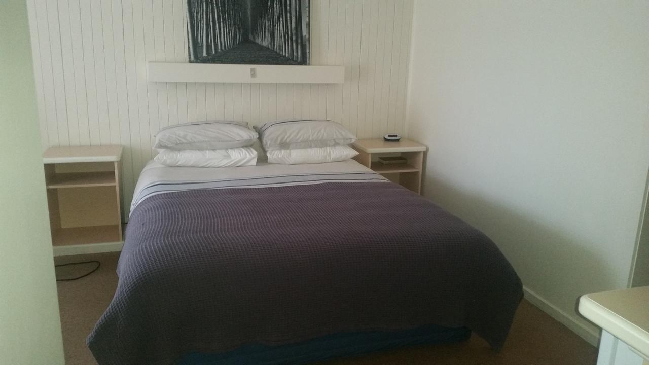 Omeo Motel Esterno foto